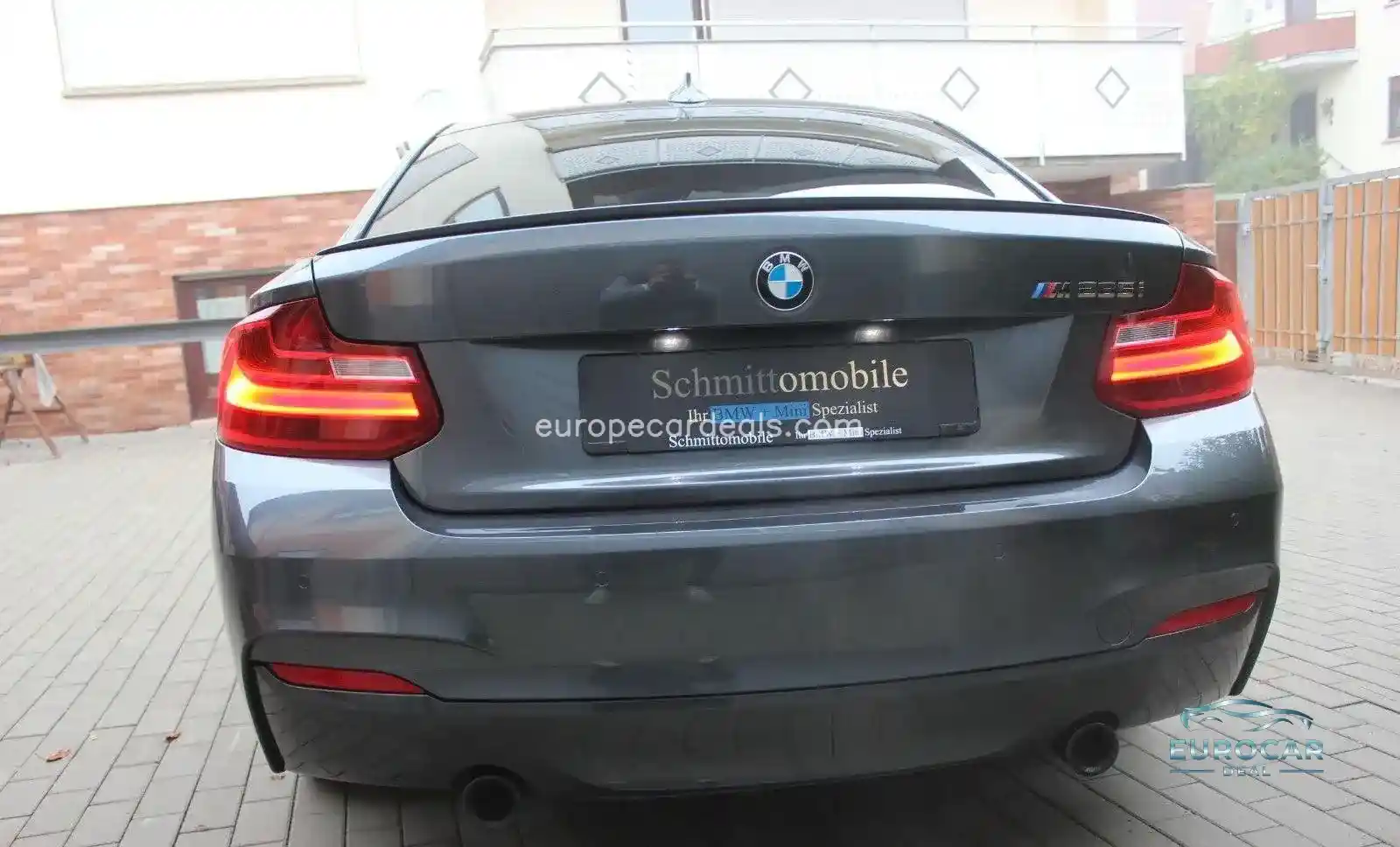 BMW M235