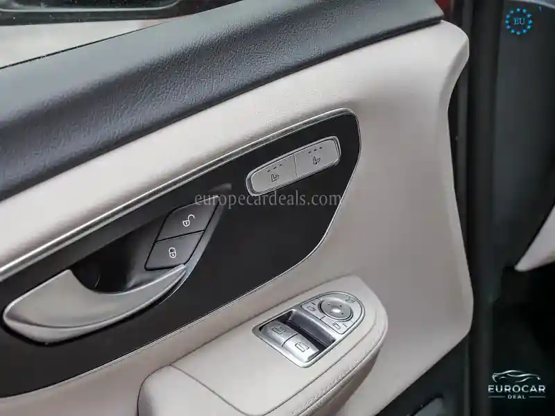 Mercedes-Benz V 300