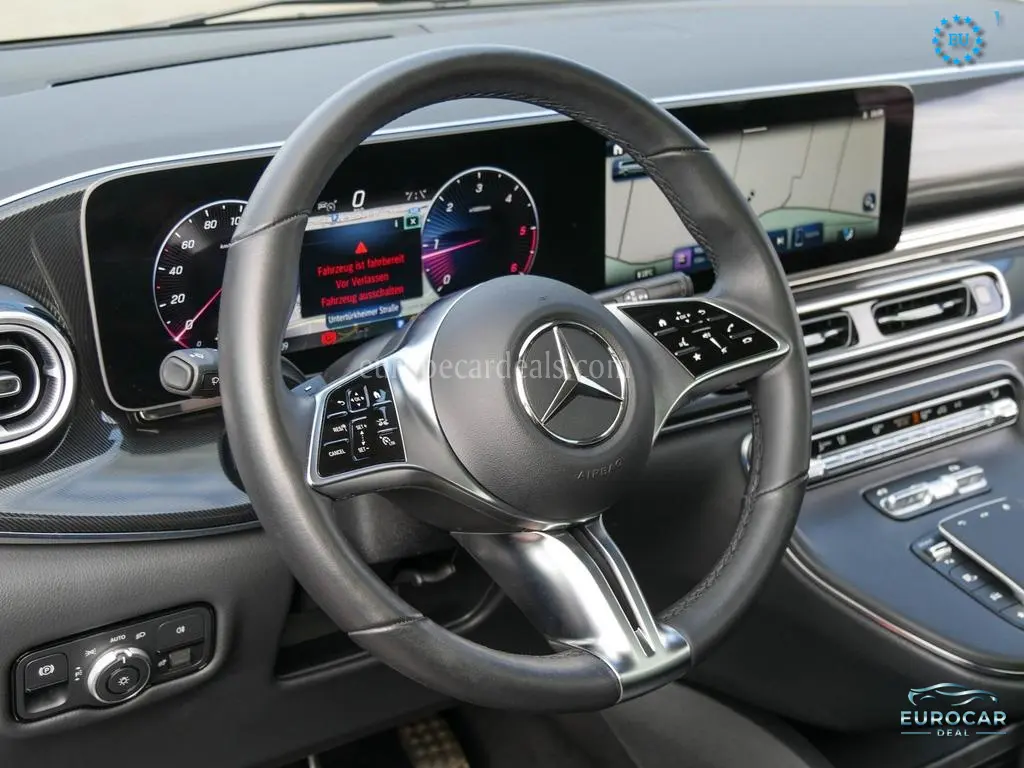 Mercedes-Benz V 220