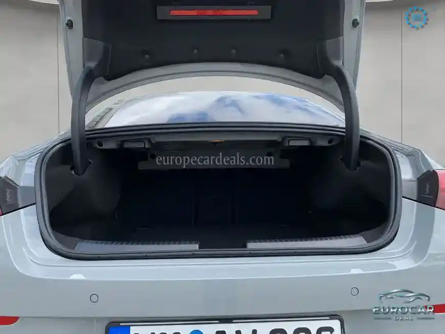 Mercedes-Benz CLA 220