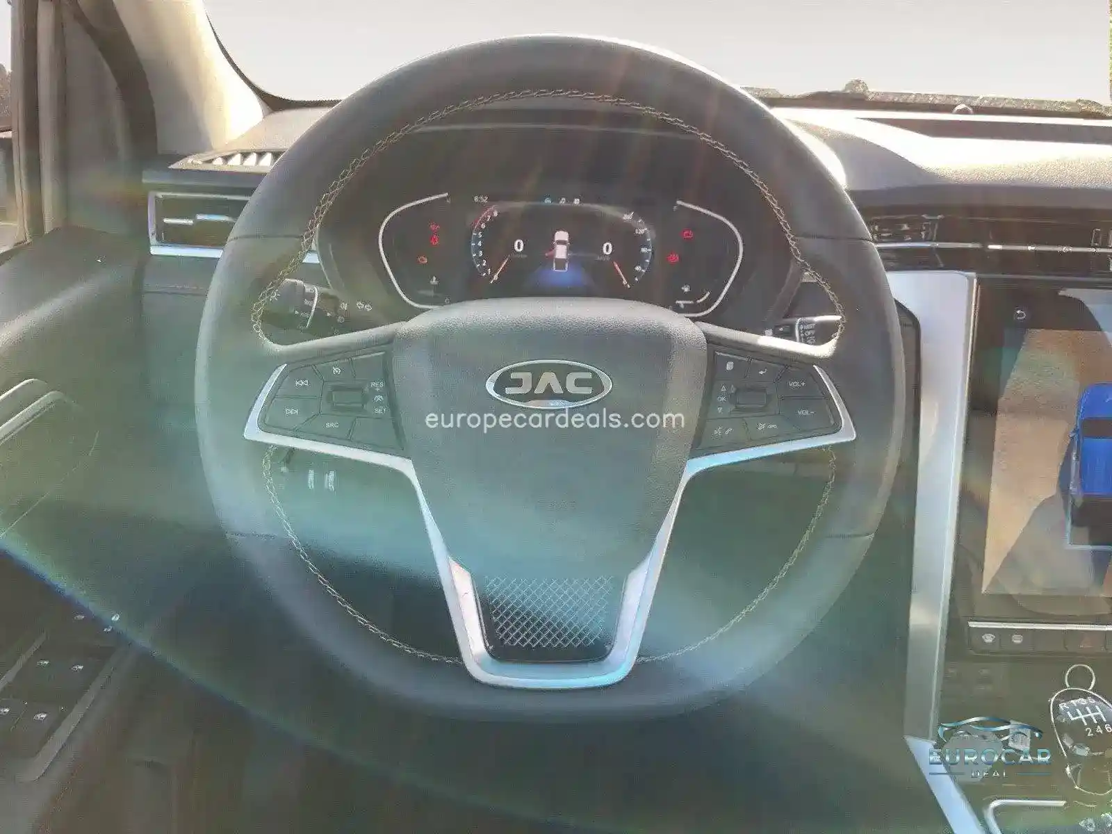 JAC 8 Pro