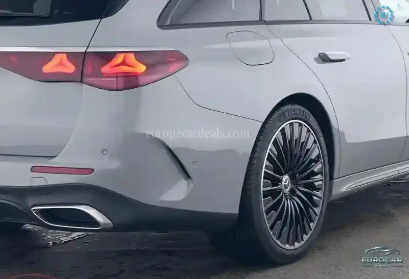 Mercedes-Benz E 300