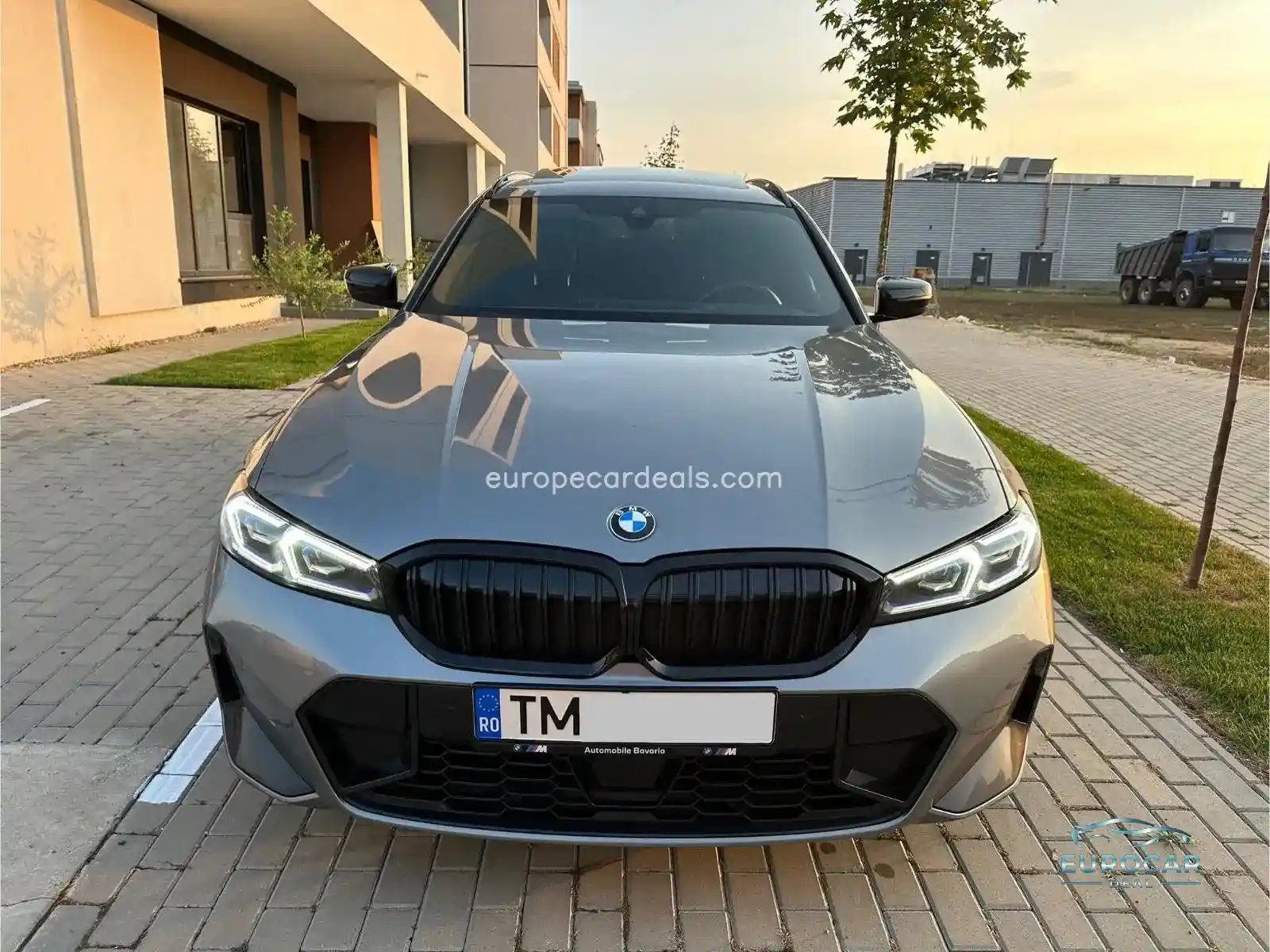 BMW 320