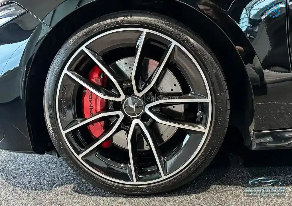 Mercedes-Benz A 35 AMG