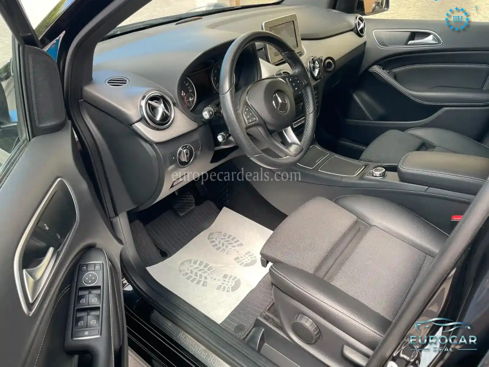 Mercedes-Benz B 180