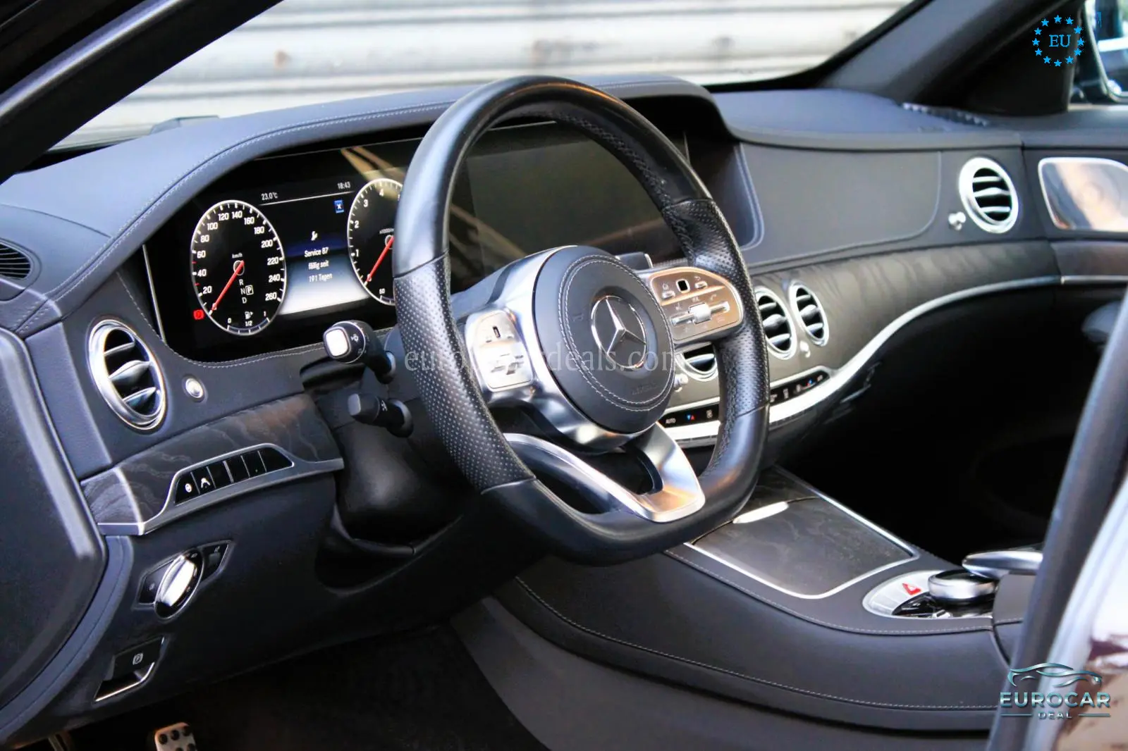 Mercedes-Benz S 560
