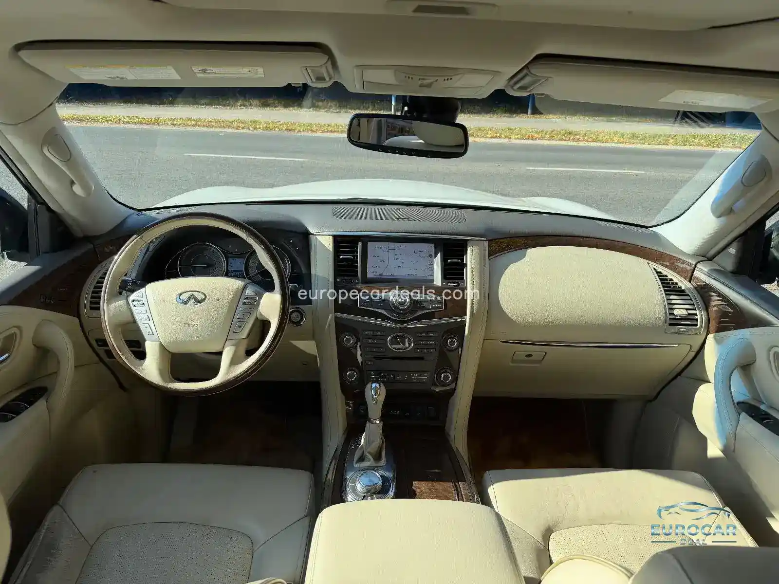 Infiniti QX80