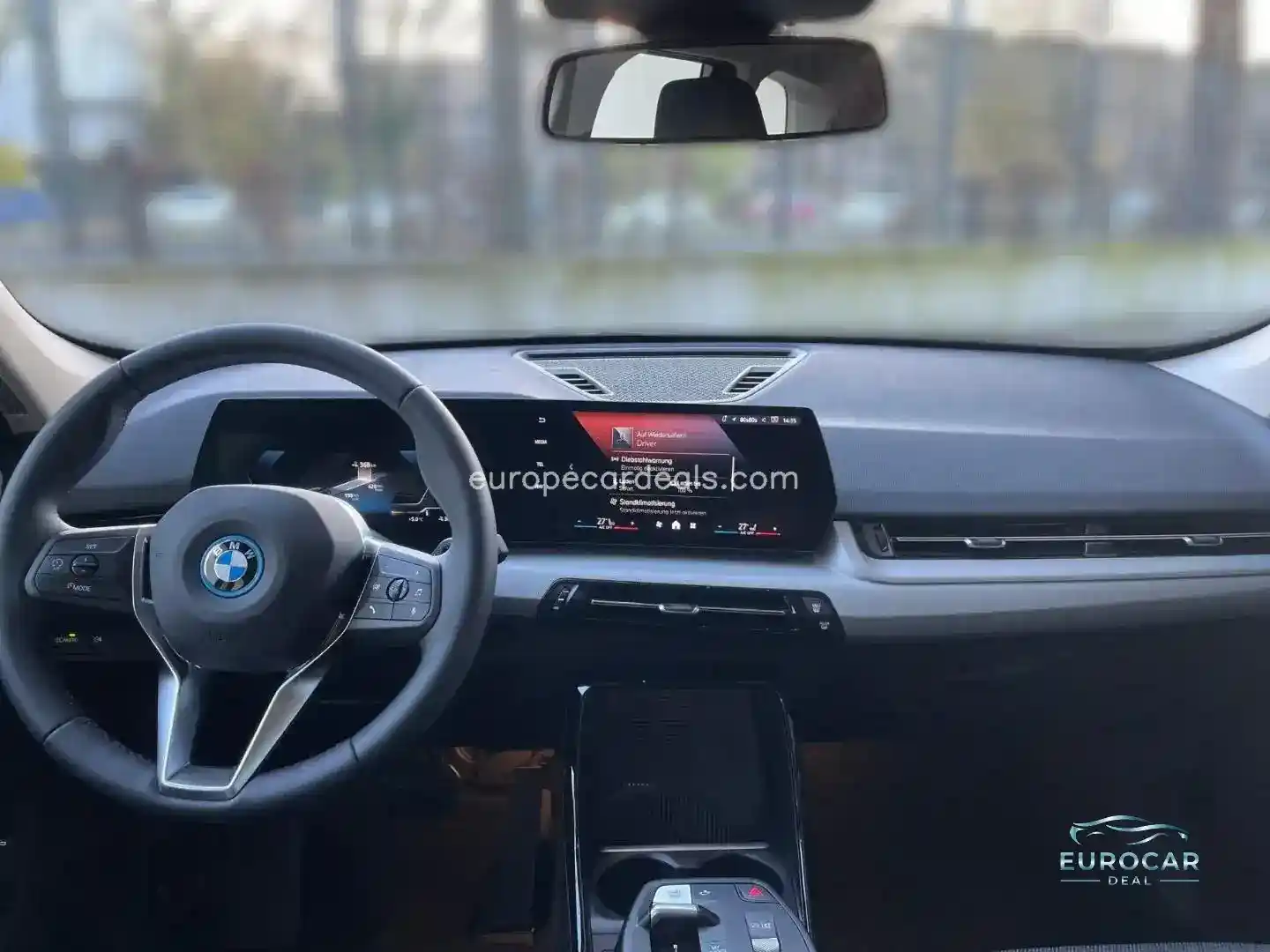 BMW iX1