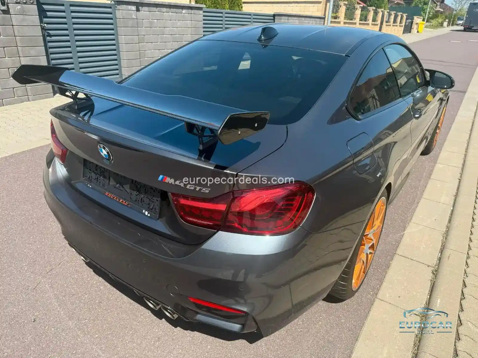BMW M4