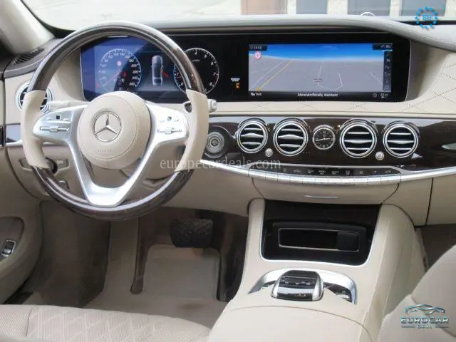 Mercedes-Benz S 560