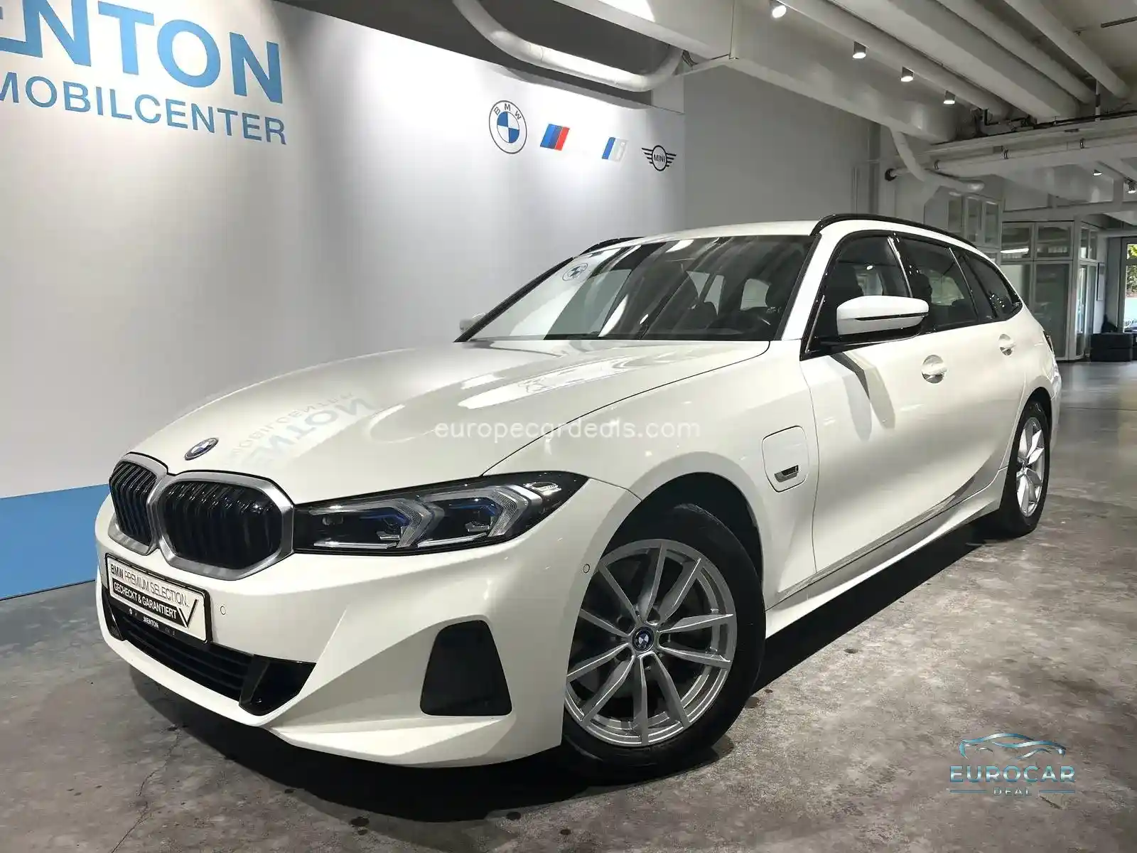 BMW 320
