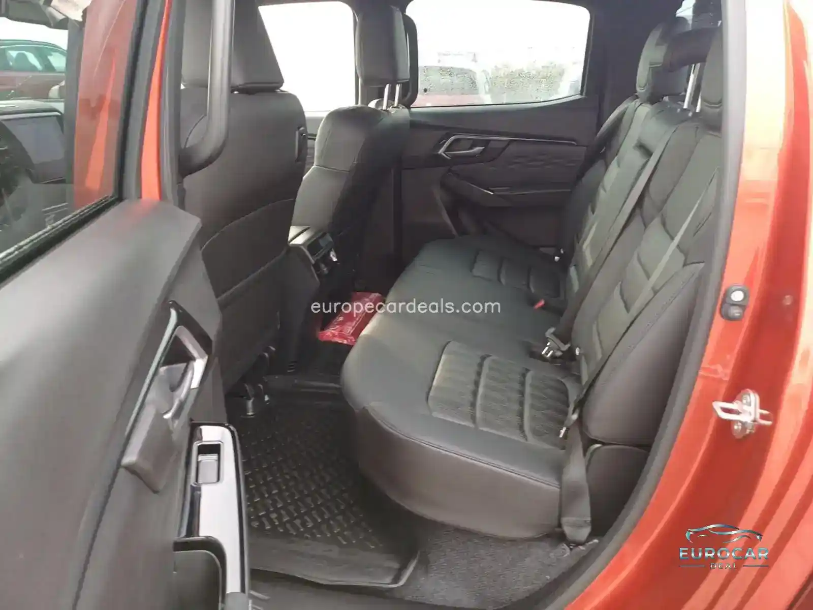 Double Cab V-Cross A/T MJ 24 Rollo/Bügel
