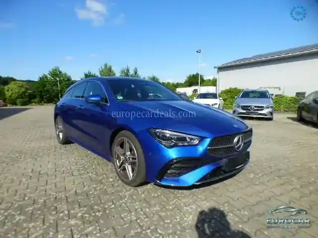 Mercedes-Benz CLA 200 Shooting Brake