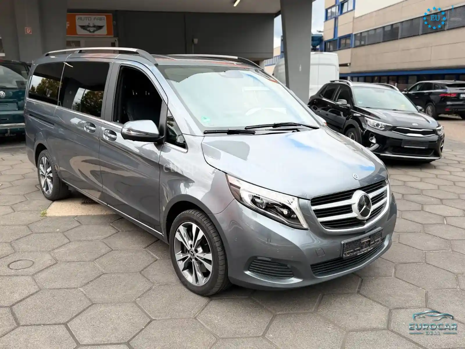 Mercedes-Benz V 250