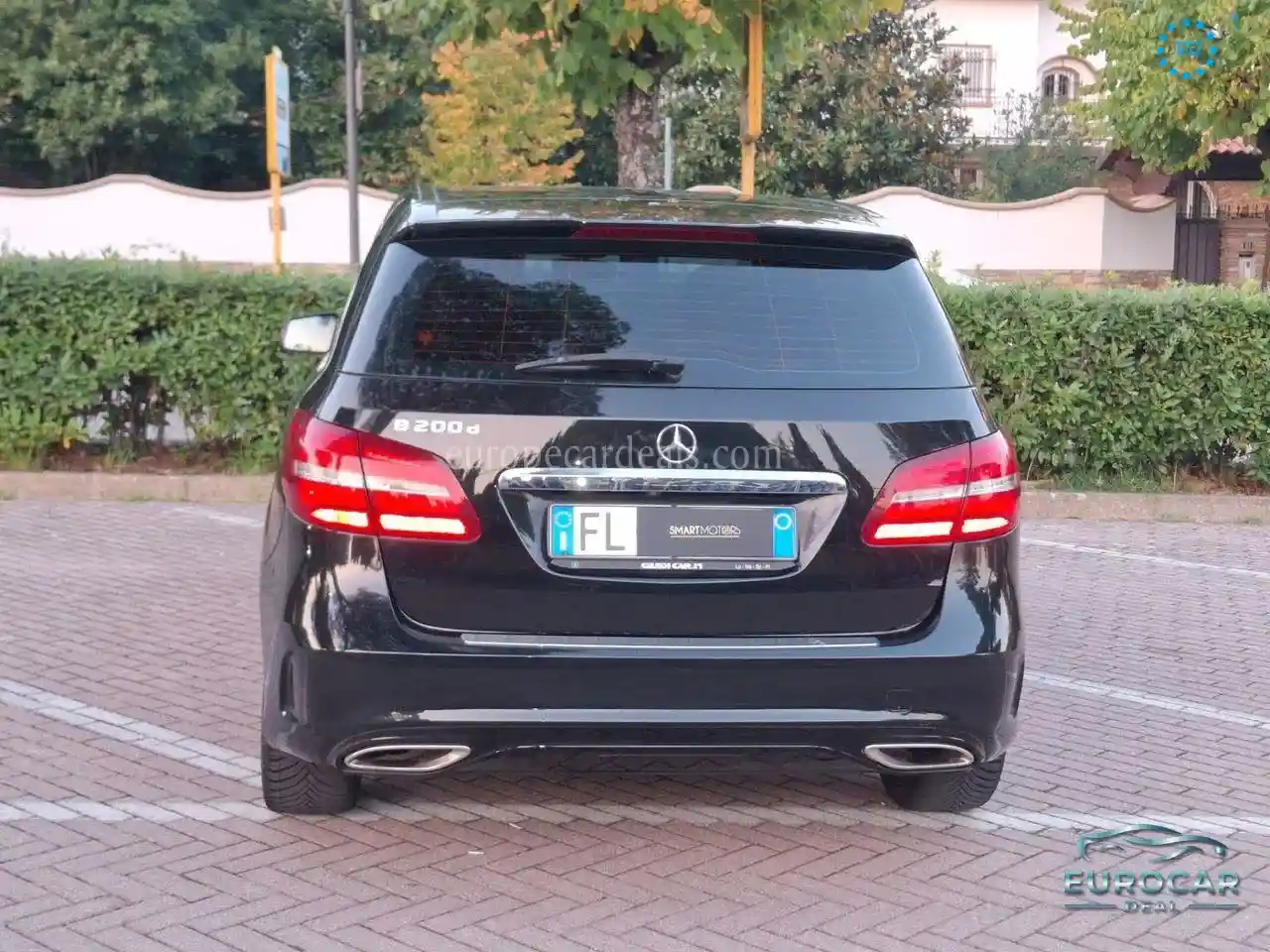 Mercedes-Benz B 200