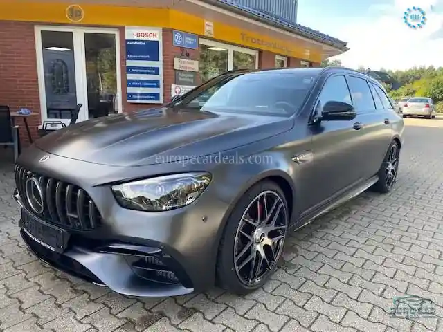 Mercedes-Benz E 63 AMG