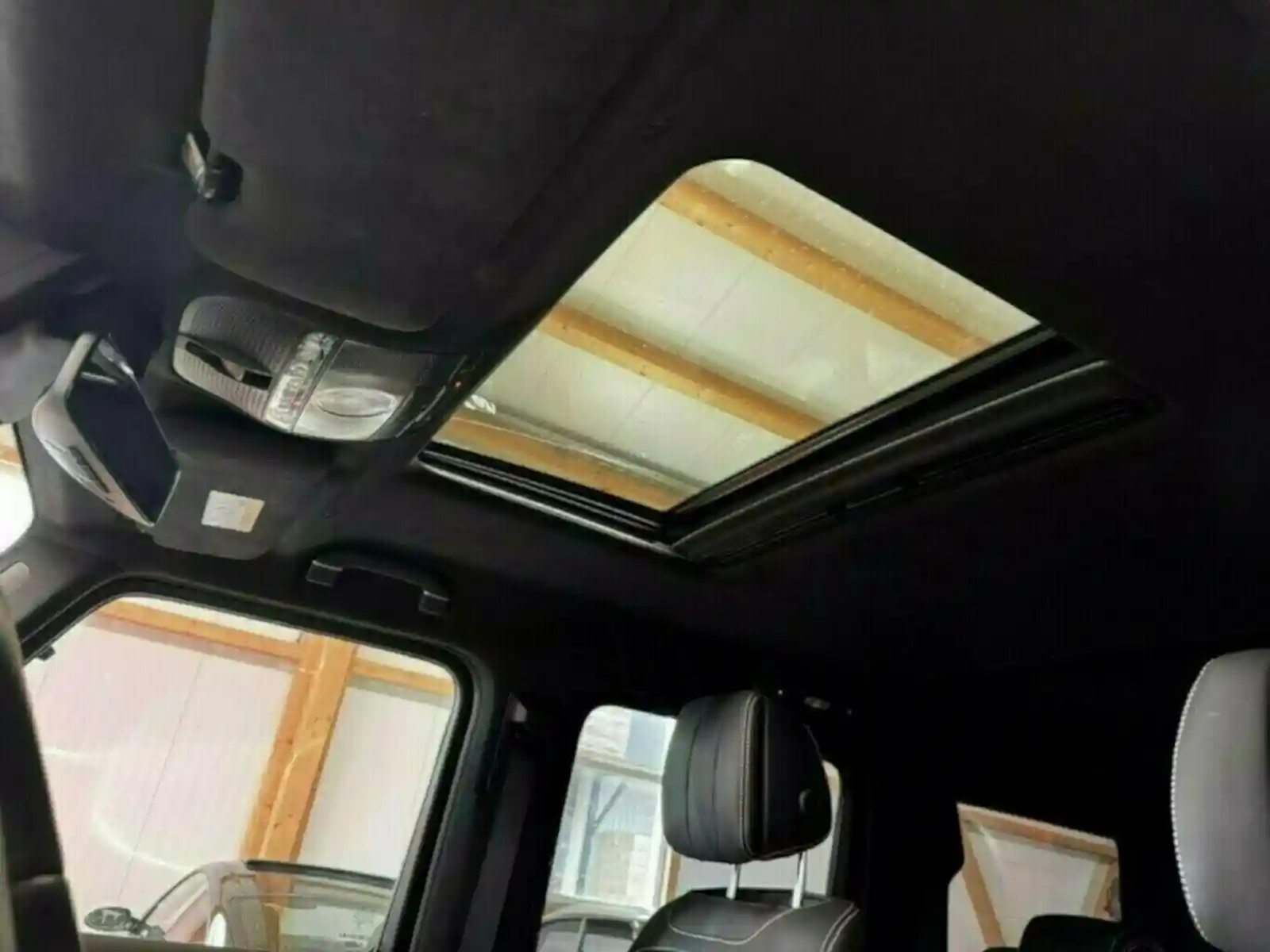 Mercedes-Benz G 500