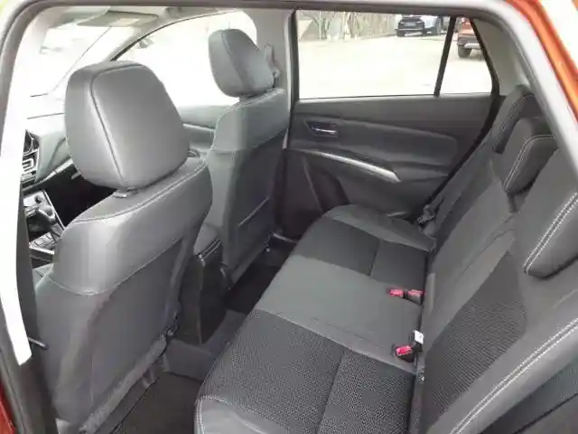 Suzuki (SX4) S-Cross