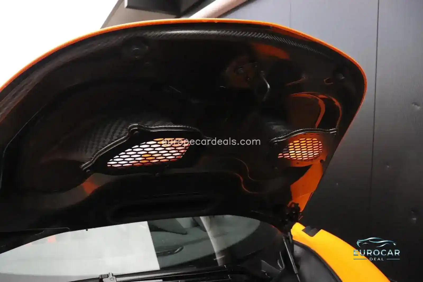 McLaren 620R