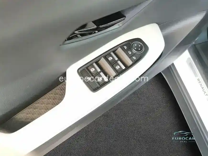Renault Scenic E-TECH