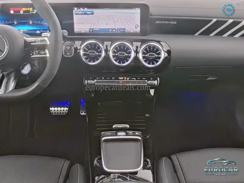 Mercedes-Benz CLA 45 AMG