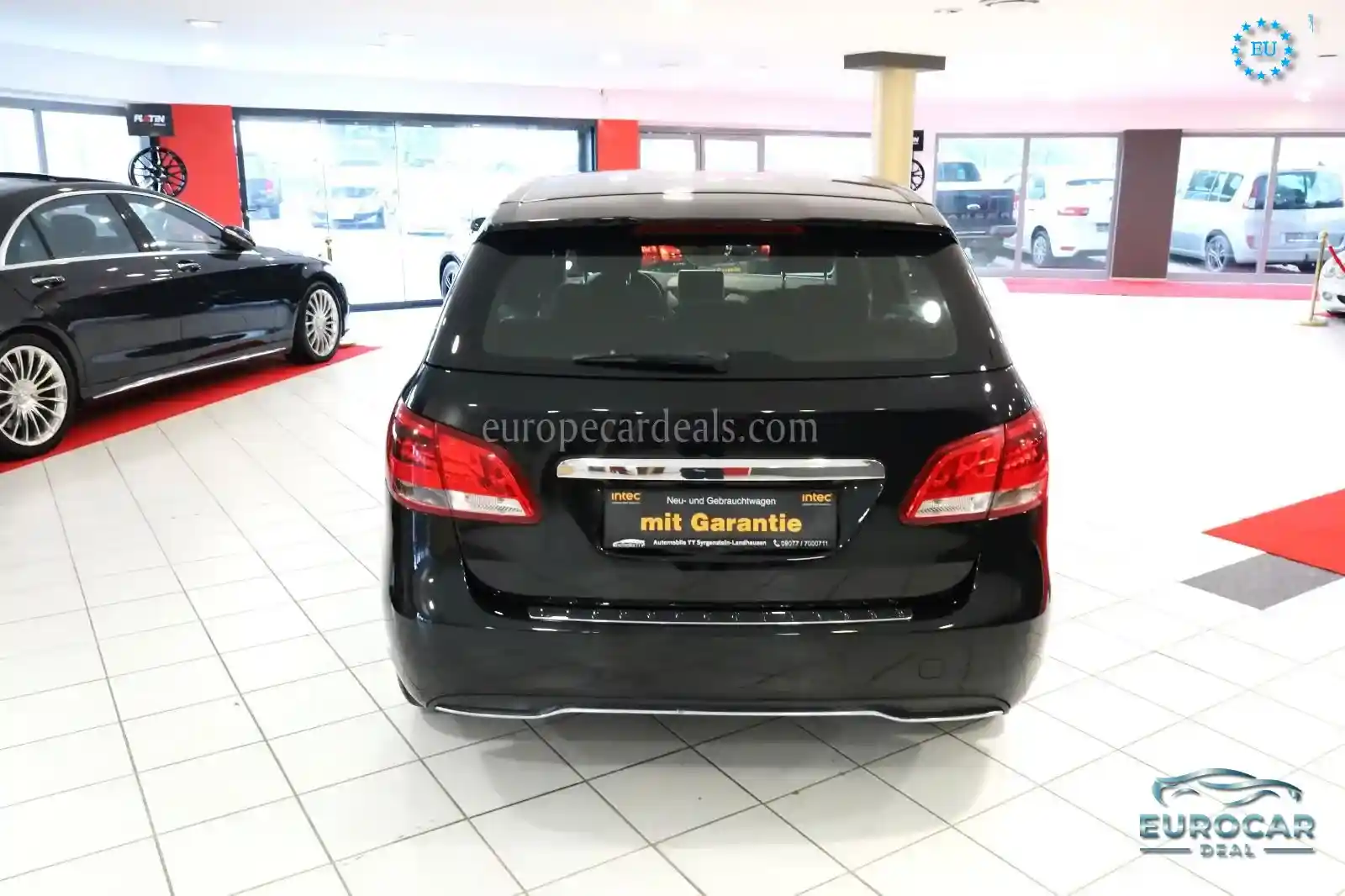 Mercedes-Benz B 180