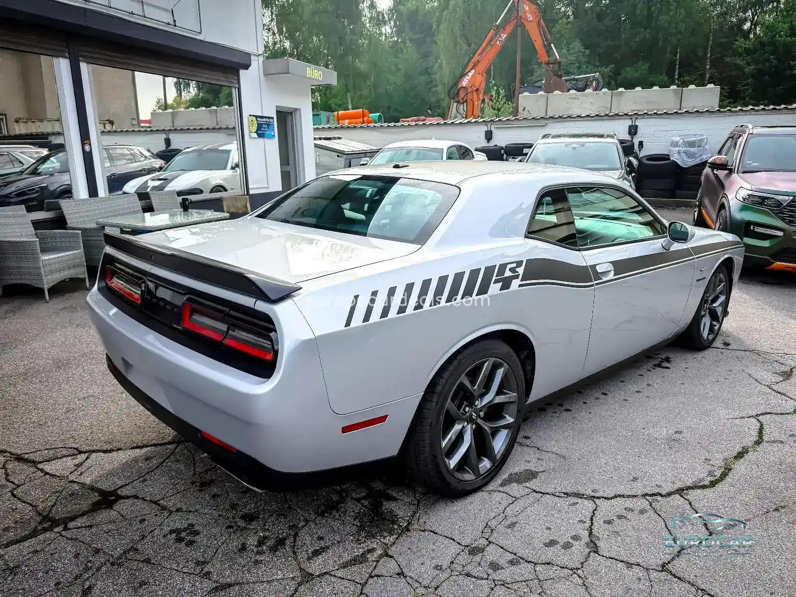 Dodge Challenger