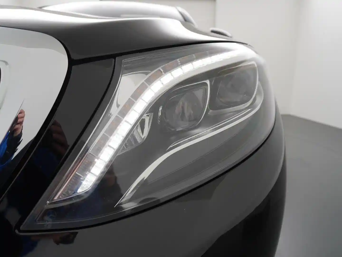 Mercedes-Benz S 600
