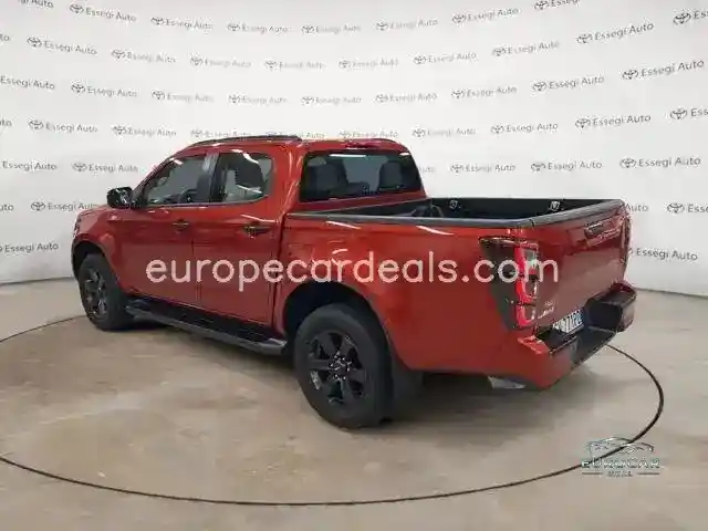 ISUZU D-Max N60 1.9 aut. Crew Nitro Sport Cab