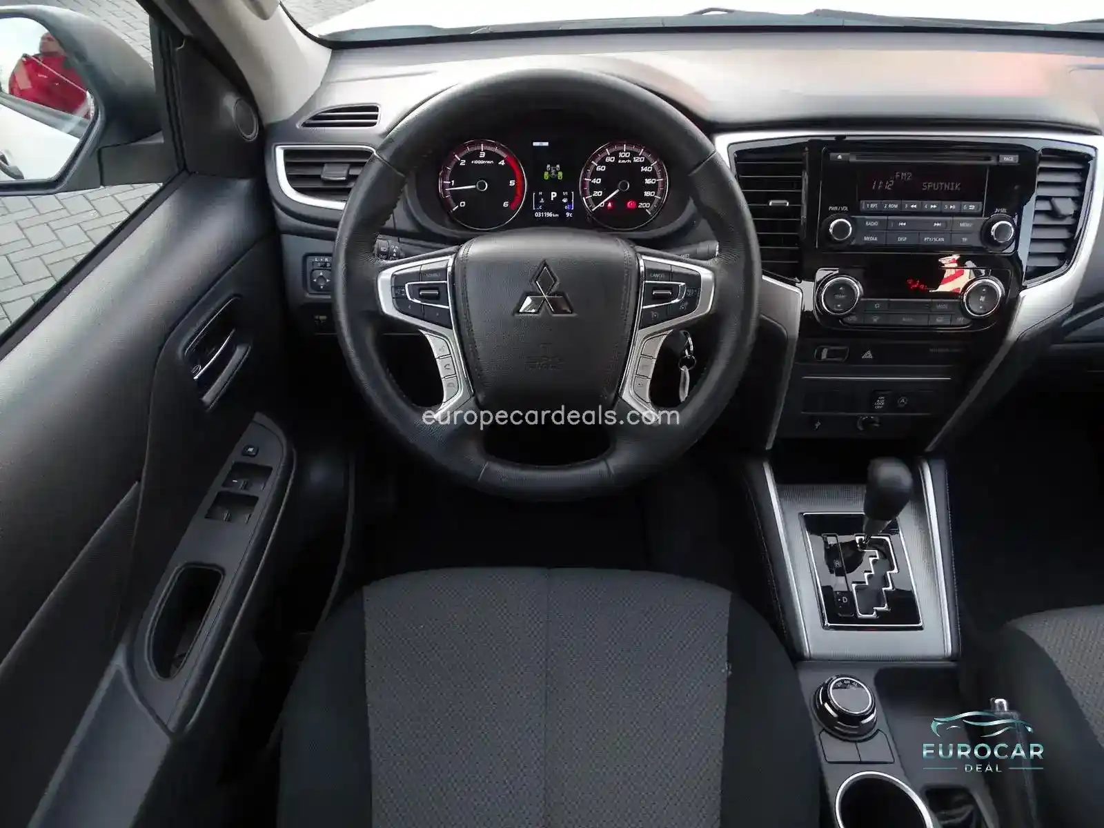 Mitsubishi L200