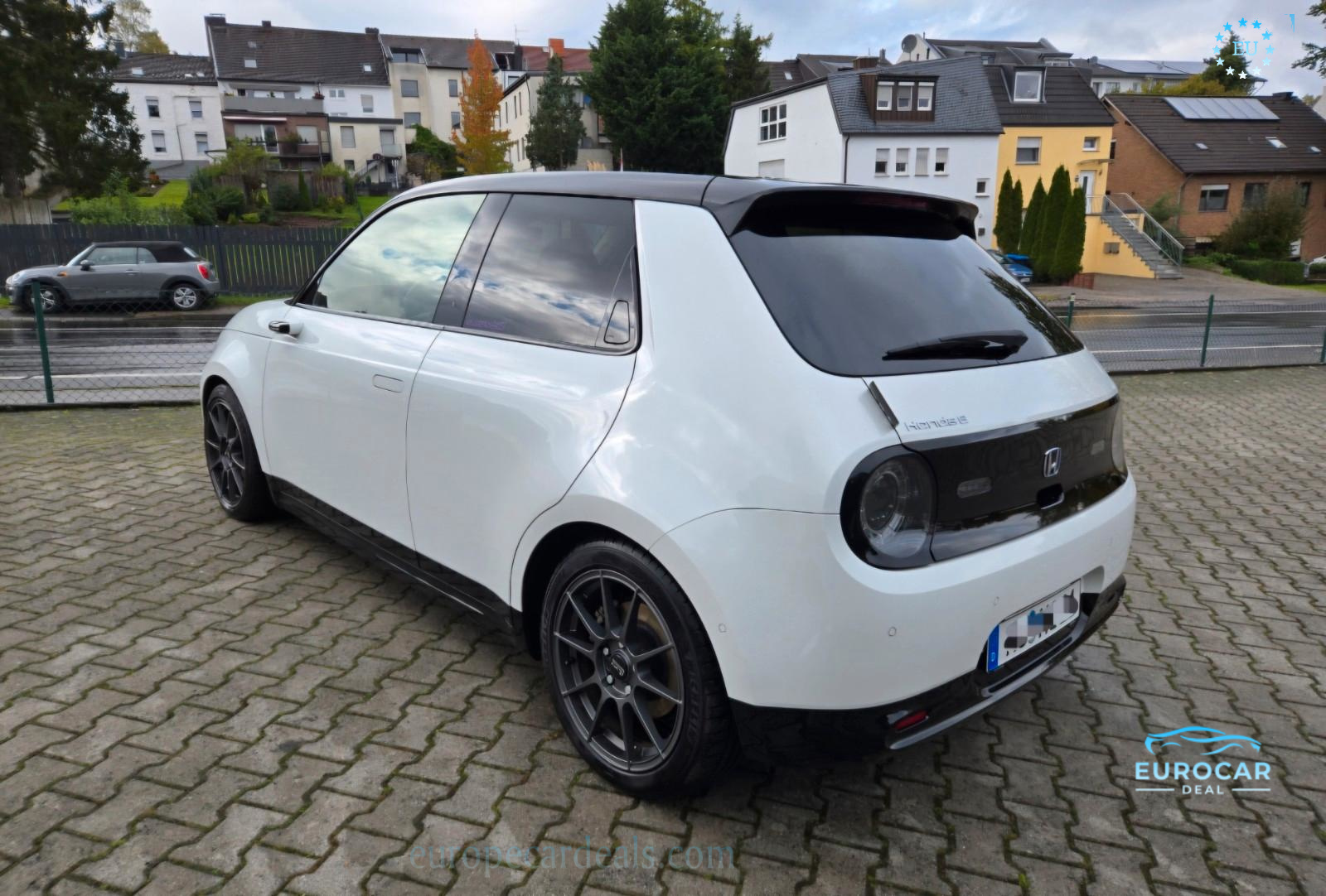 Honda e