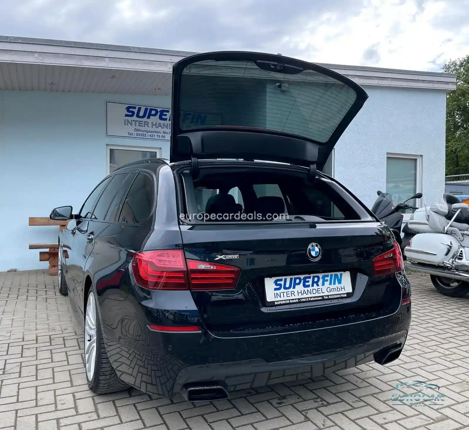 BMW M550