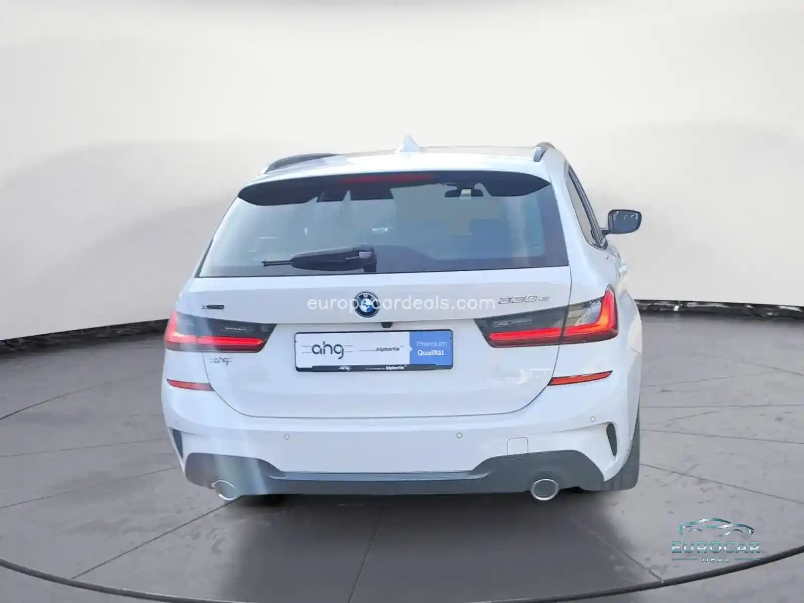 BMW 330
