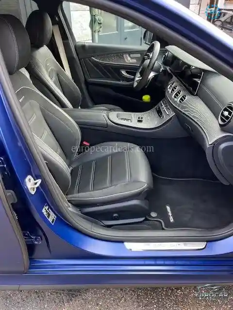 Mercedes-Benz E 63 AMG