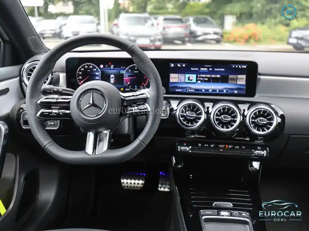 Mercedes-Benz A 180