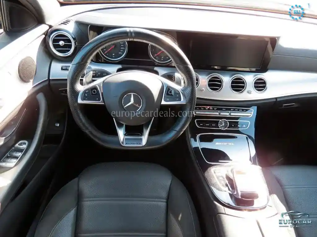Mercedes-Benz E 63 AMG