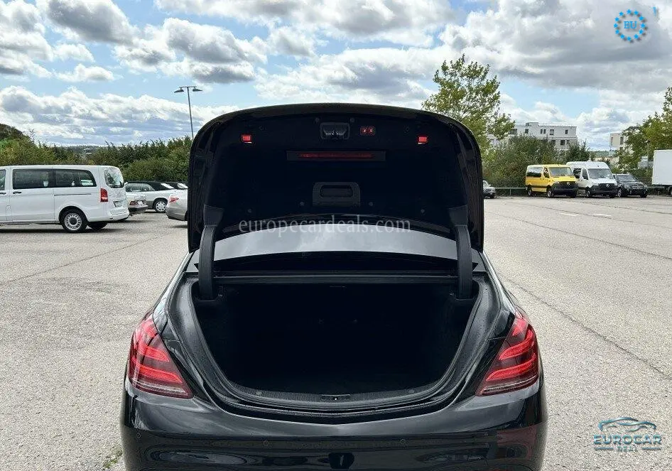 Mercedes-Benz S 400