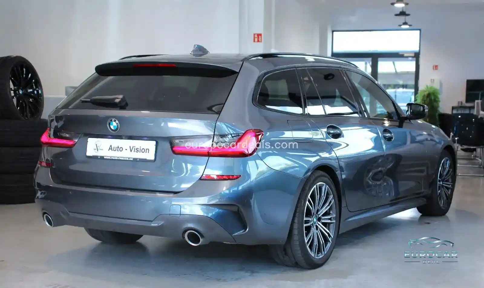 BMW 320