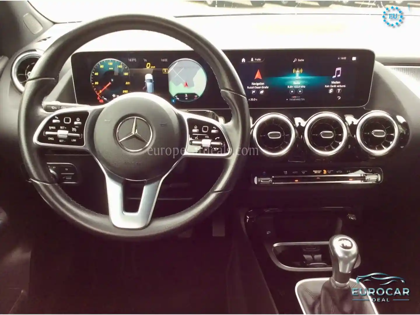 Mercedes-Benz B 180