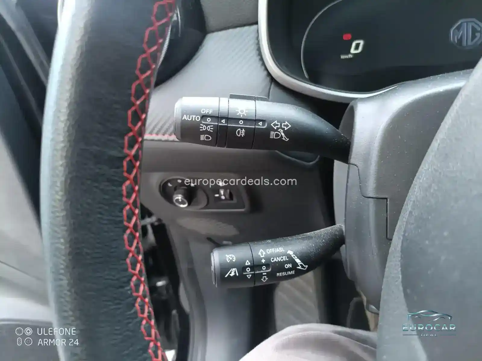 MG ZS