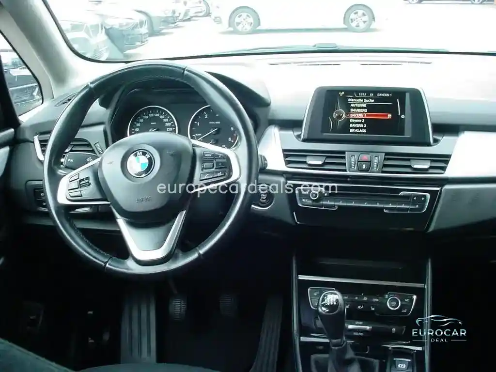 BMW 216