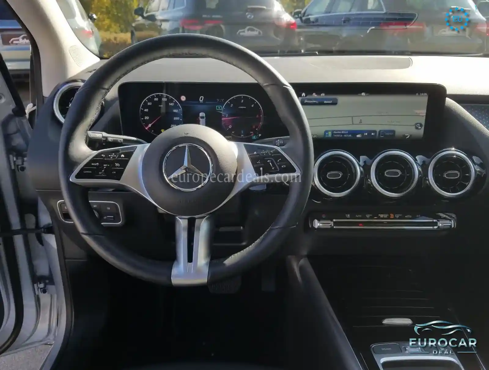 Mercedes-Benz B 180