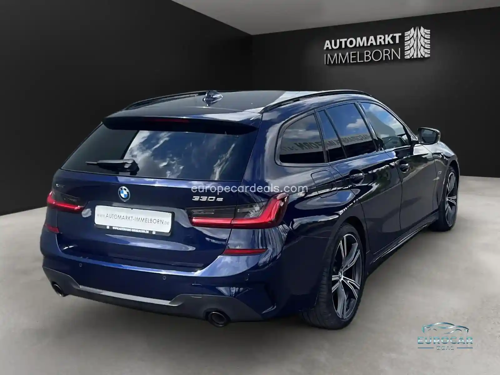BMW 330