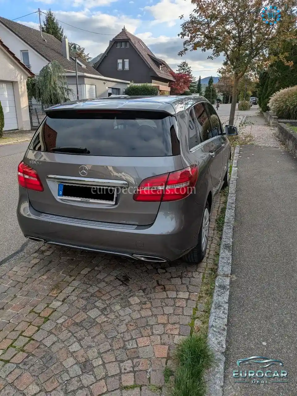 Mercedes-Benz B 180
