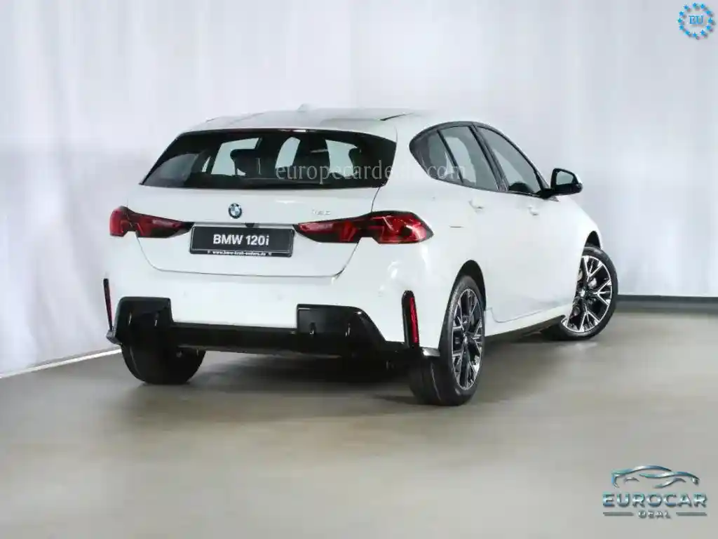 BMW 120