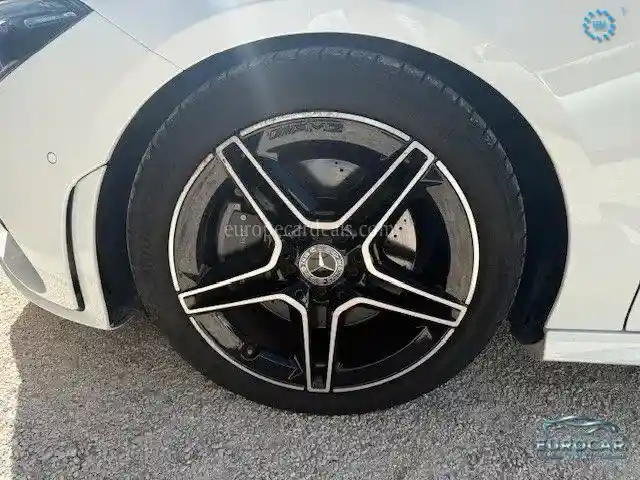 Mercedes-Benz CLA 200 Shooting Brake