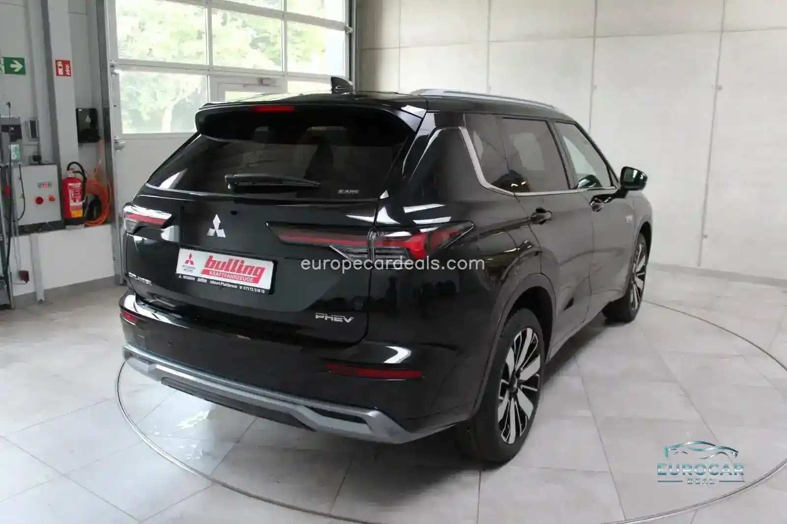 Mitsubishi Plug-in Hybrid Outlander