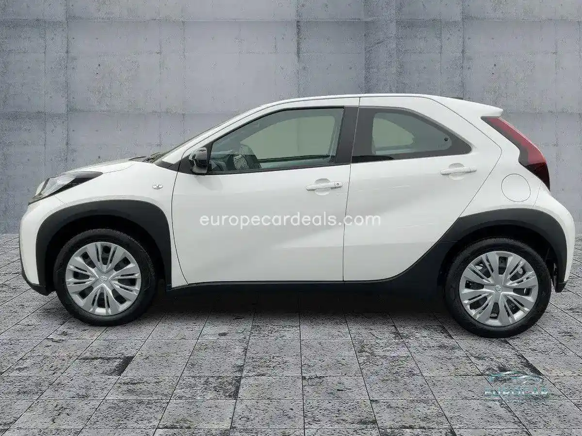 Toyota Aygo (X)