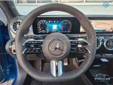 Mercedes-Benz A 220
