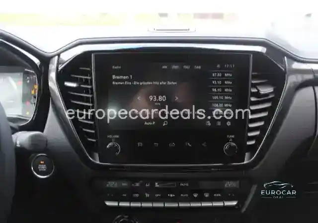 4×4 Double Cab V-CROSS Automatik